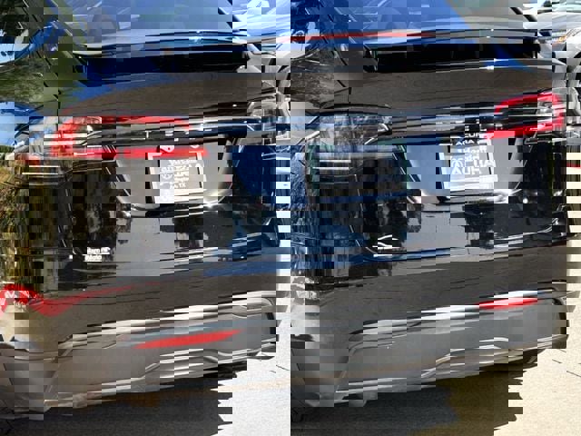 Used 2023 Tesla Model X Plaid image 6