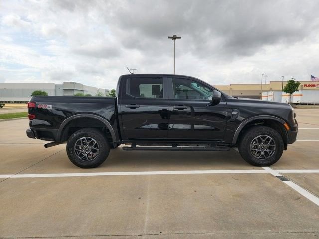 Used 2024 Ford Ranger XLT w/ FX4 Off-Road Package image 4