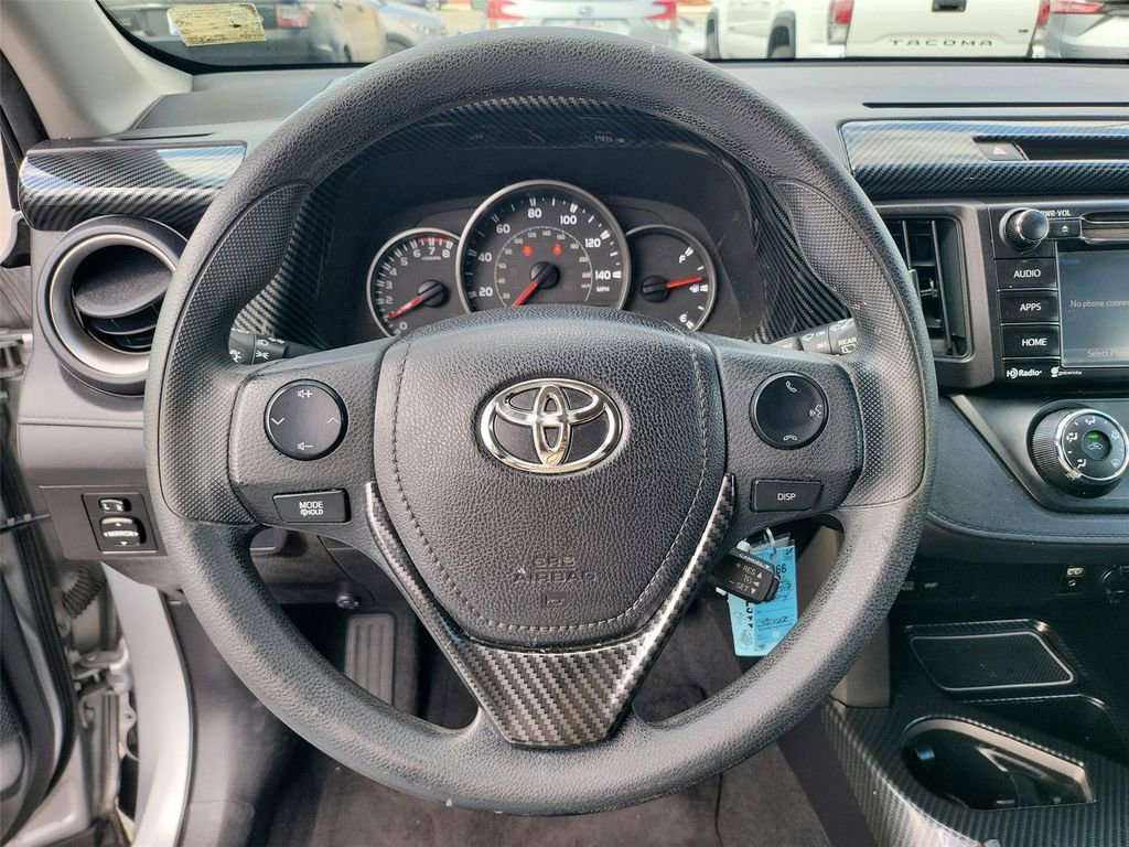 Used 2016 Toyota RAV4 LE image 34