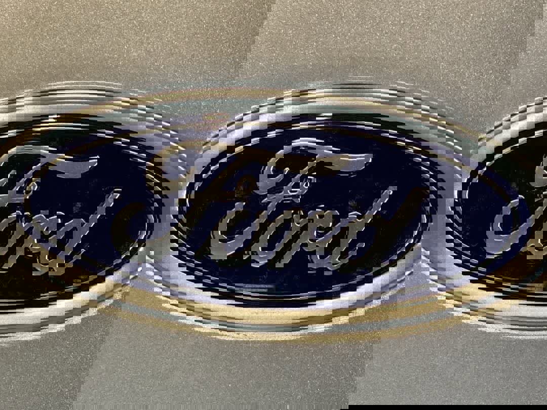 Used 2017 Ford Fusion SE w/ Fusion SE Technology Package FWD image 10