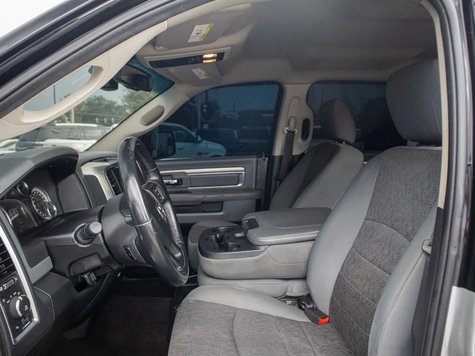Used 2016 RAM 1500 Big Horn RWD image 26