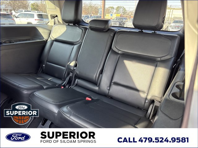 Used 2025 Ford Expedition Platinum image 21