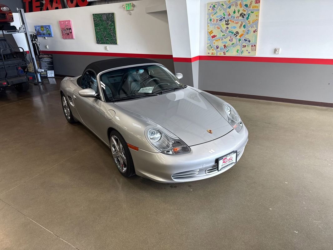 Used 2004 Porsche Boxster S image 9
