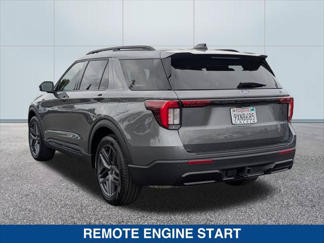 Used 2026 Ford Explorer ST-Line w/ ST-Line Street Pack RWD image 3