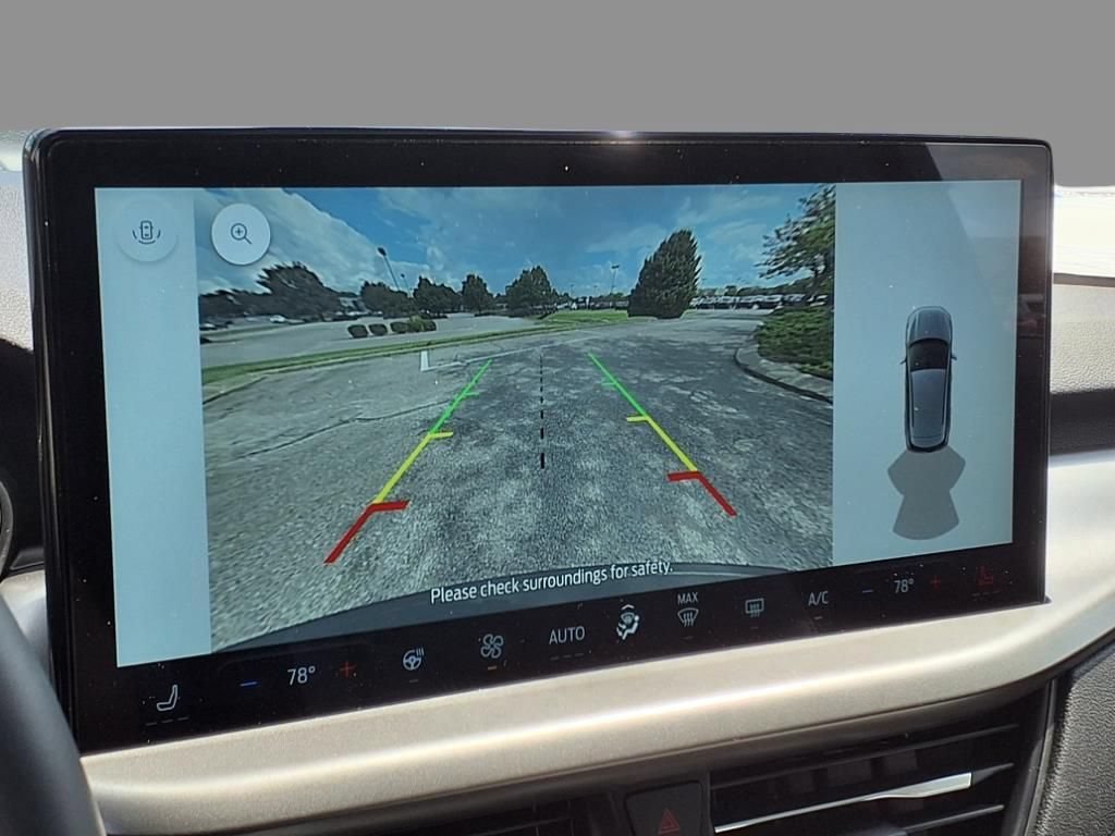 New 2024 Ford Escape SE FWD image 24