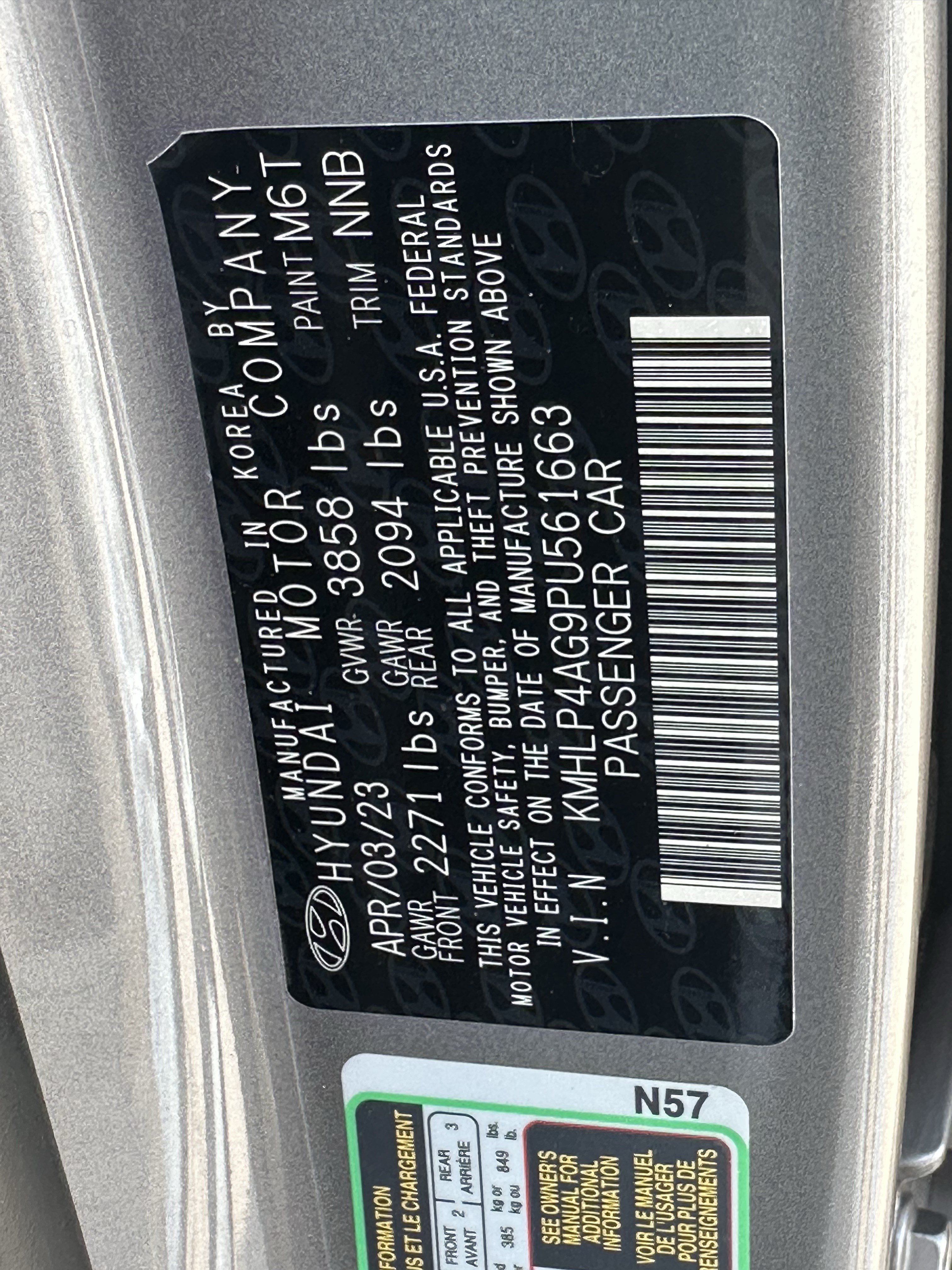 Used 2023 Hyundai Elantra Limited FWD image 32