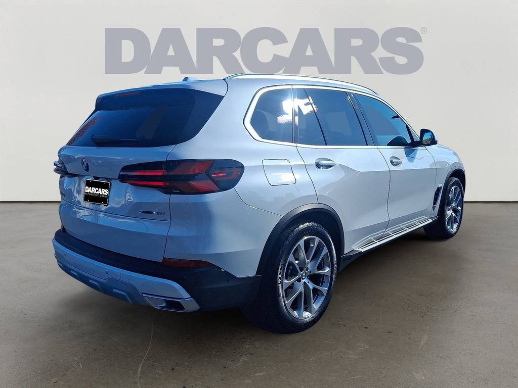 Used 2024 BMW X5 sDrive40i w/ Premium Package image 6