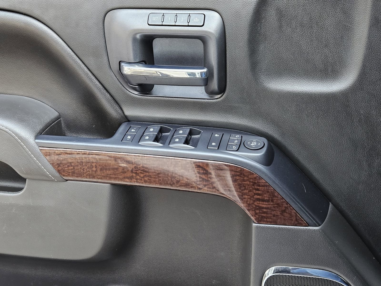 Used 2017 GMC Sierra 1500 SLT w/ Texas SLT Premium Package image 29