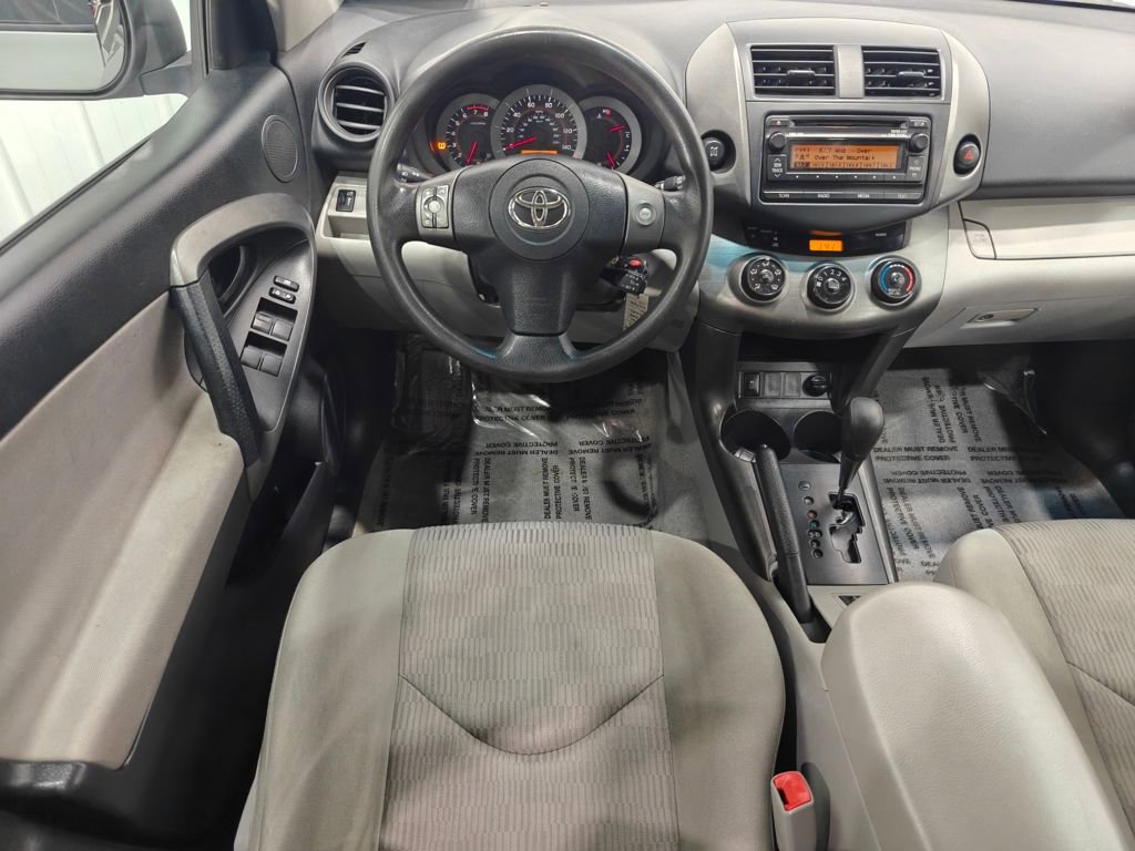Used 2012 Toyota RAV4 4WD w/ Value Pkg image 4