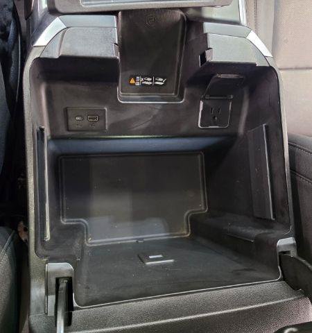 Used 2022 Chevrolet Silverado 1500 LTZ w/ Technology Package AWD/4WD image 25