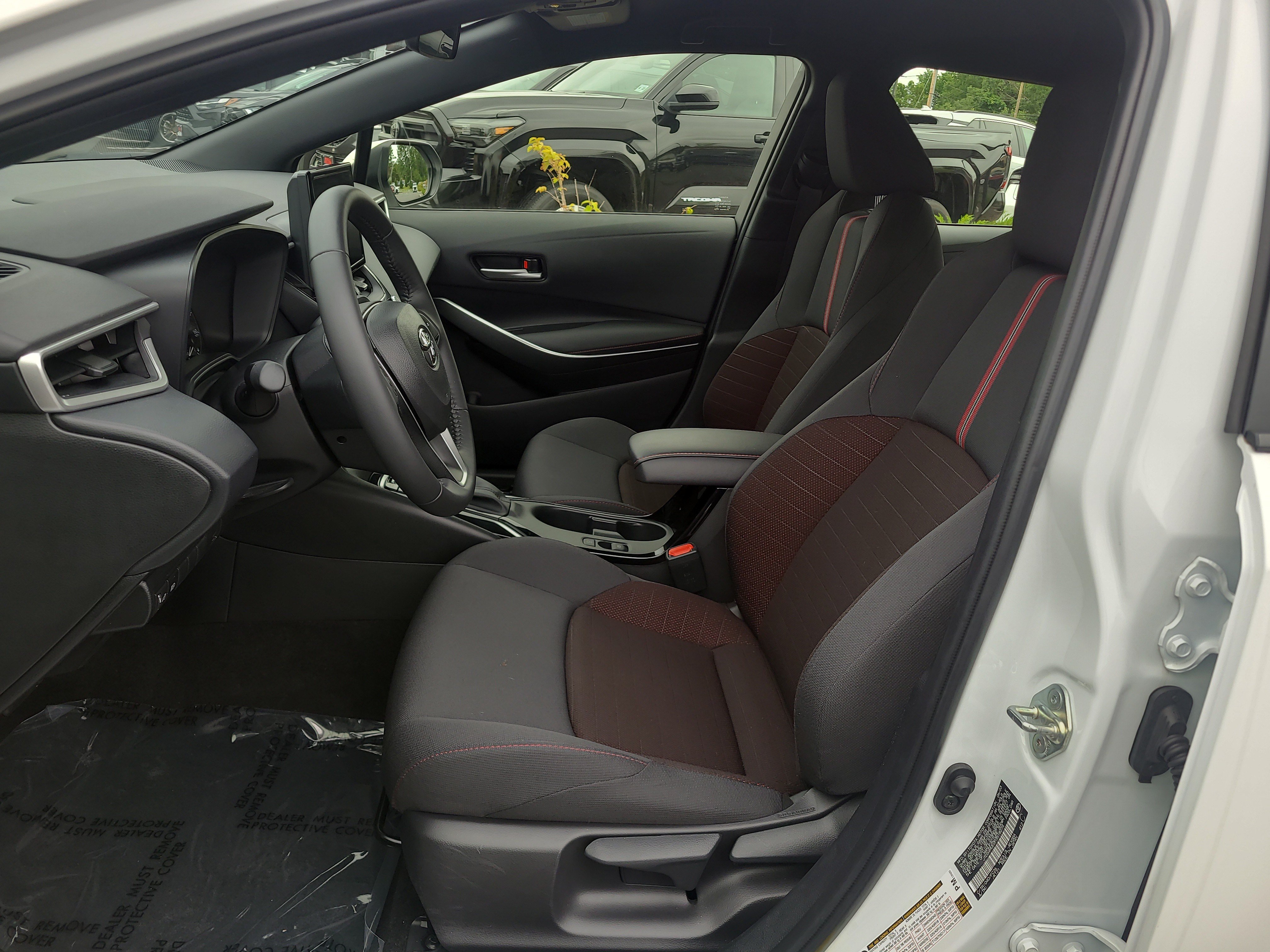 Certified 2023 Toyota Corolla SE w/ Carpet Mat Package (TMS) FWD image 16