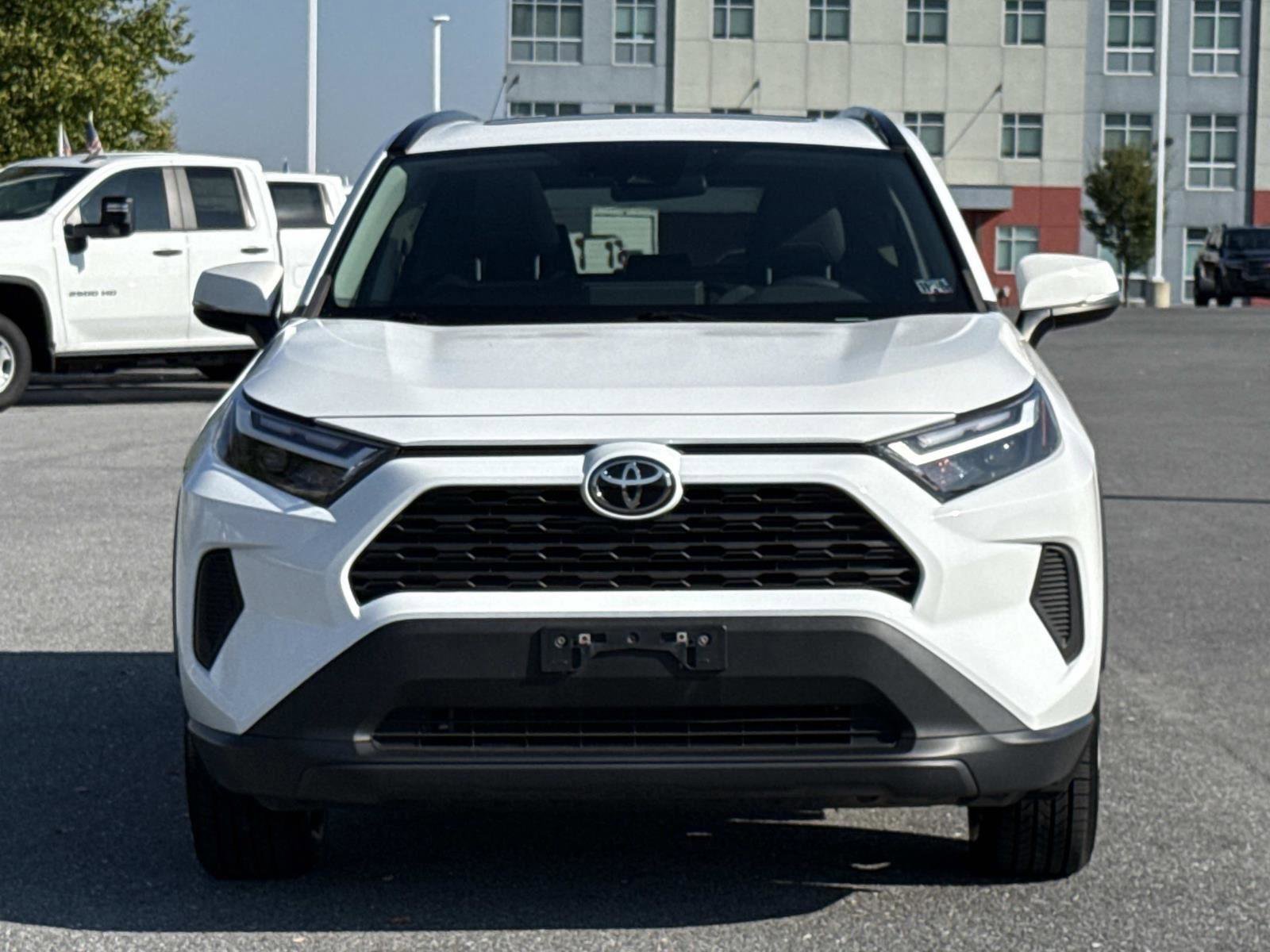 Used 2022 Toyota RAV4 XLE image 29