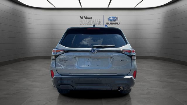 Used 2025 Subaru Forester Touring AWD/4WD image 6
