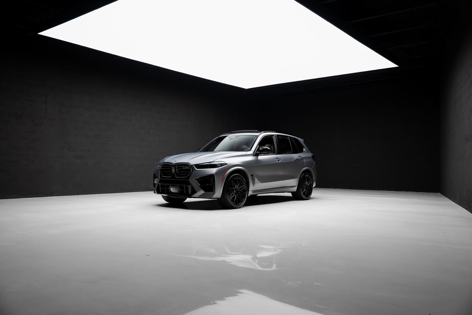 Used 2025 BMW X5 M Competition w/ Executive Package AWD/4WD image 89