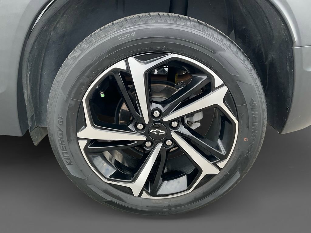 Used 2023 Chevrolet TrailBlazer RS w/ Convenience Package image 8