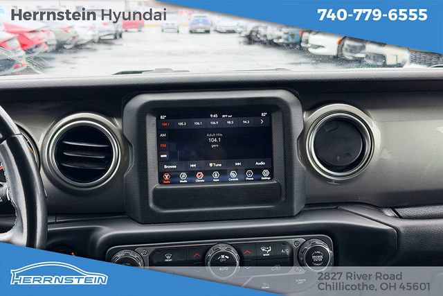 Used 2021 Jeep Wrangler Unlimited Sahara AWD/4WD image 9