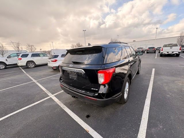 Used 2022 Ford Explorer XLT w/ Class IV Trailer Tow Package image 3