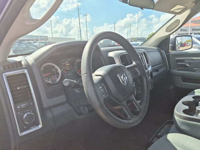 Used 2017 RAM 1500 Classic SLT AWD/4WD image 8
