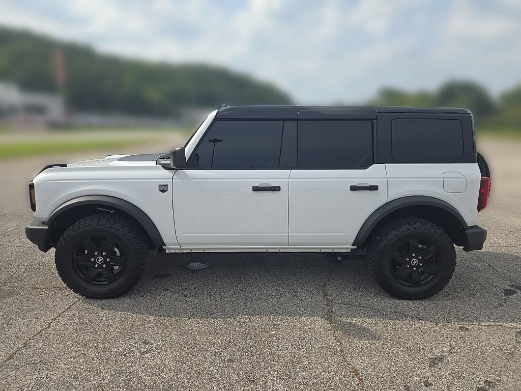 Used 2025 Ford Bronco Big Bend w/ Black Appearance Package AWD/4WD image 11