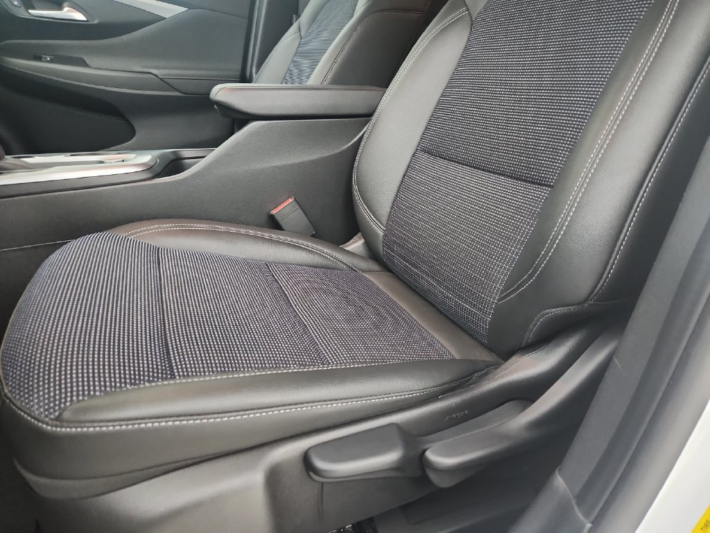 Used 2026 Buick Envista Preferred FWD image 21