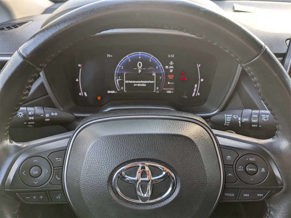 Used 2023 Toyota Corolla Cross XLE image 27