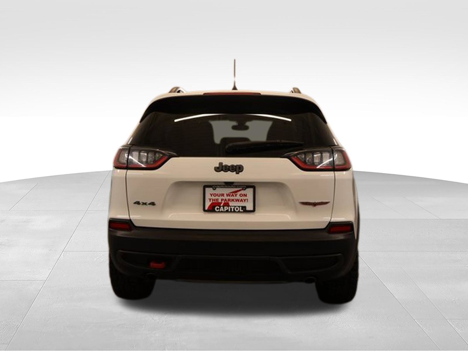 Used 2020 Jeep Cherokee Trailhawk w/ Cold Weather Group AWD/4WD image 4