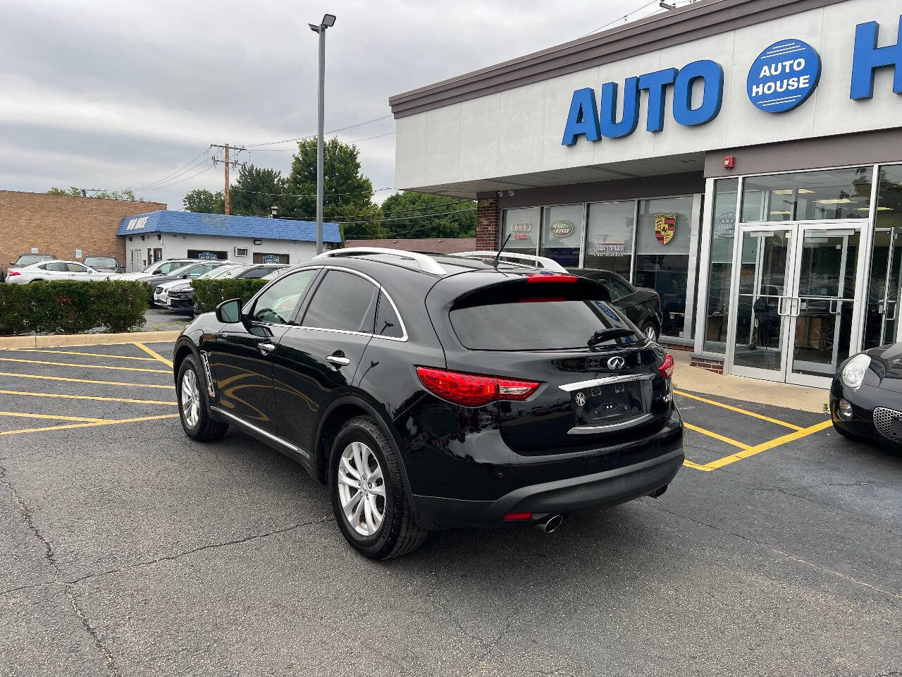 Used 2014 INFINITI QX70 AWD w/ Premium Package image 11