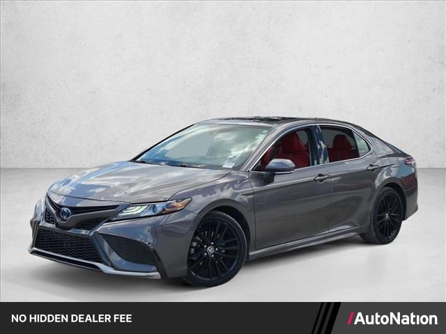 Used 2024 Toyota Camry XSE w/ Navigation Package FWD image 1