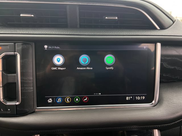 Used 2021 GMC Yukon Denali w/ Denali Premium Package RWD image 33