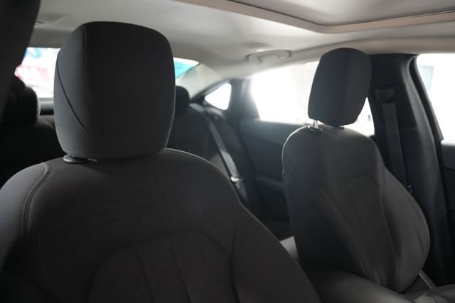 Used 2015 Chrysler 200 Limited w/ Comfort Group FWD image 20
