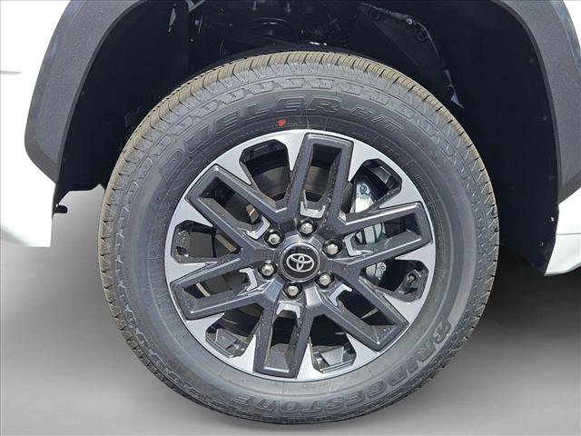 New 2026 Toyota Tundra Limited AWD/4WD image 10
