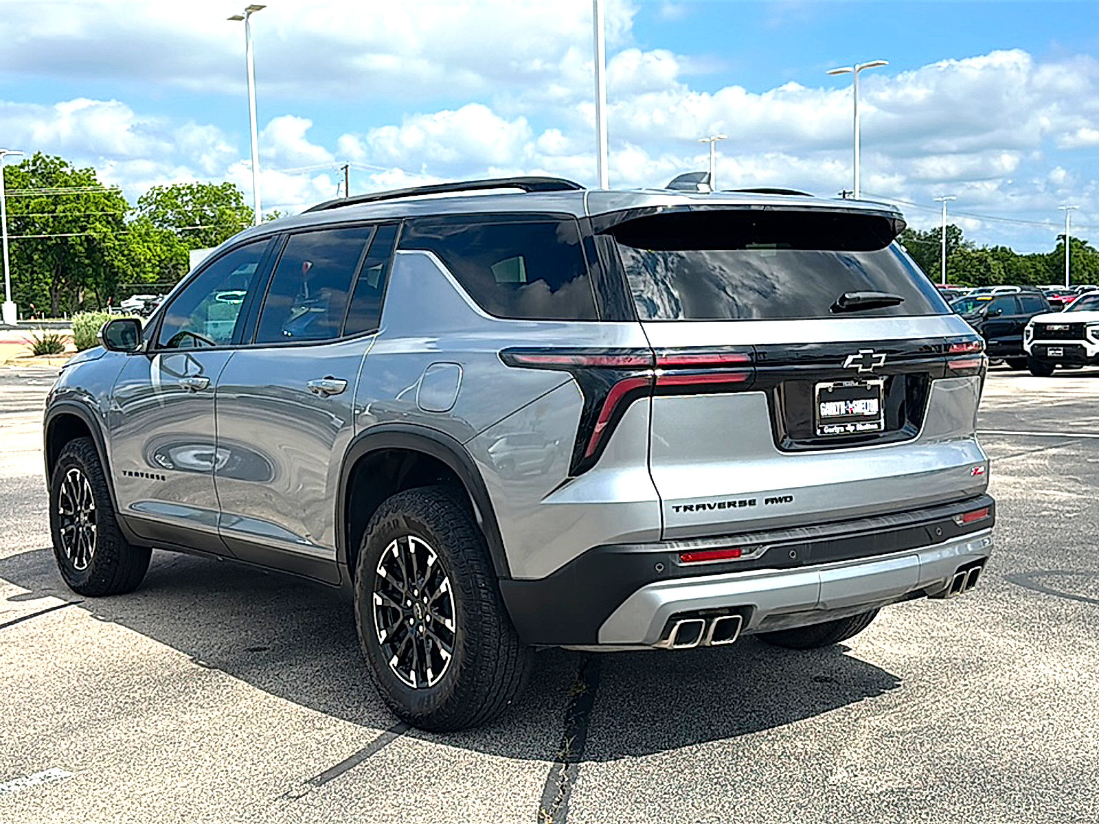 Used 2025 Chevrolet Traverse Z71 AWD/4WD image 6