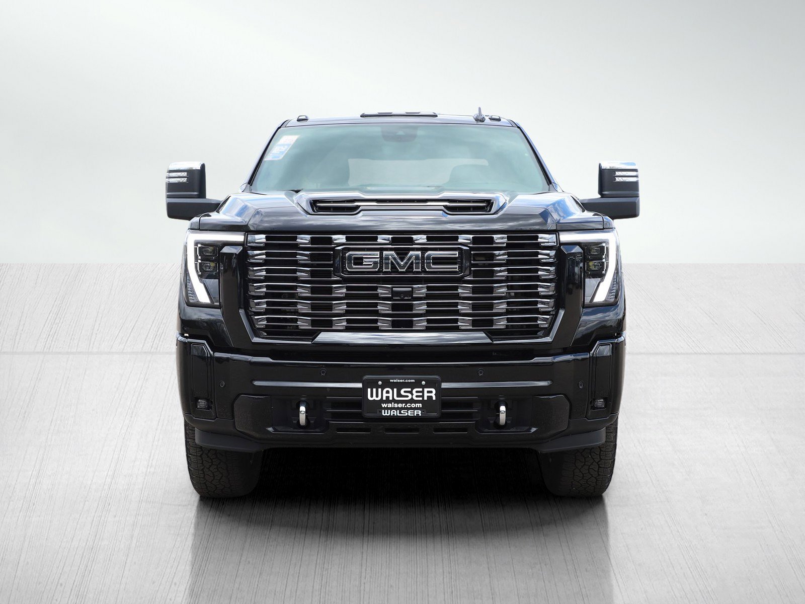 Used 2025 GMC Sierra 2500 Denali Ultimate AWD/4WD image 8