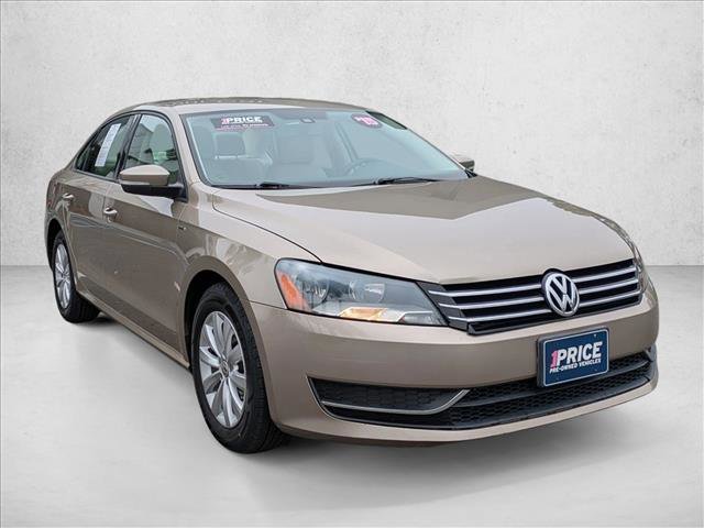 Used 2015 Volkswagen Passat 1.8T Wolfsburg Edition image 3
