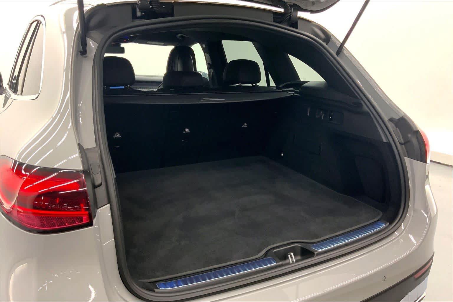 Used 2026 Mercedes-Benz GLC 300 image 15