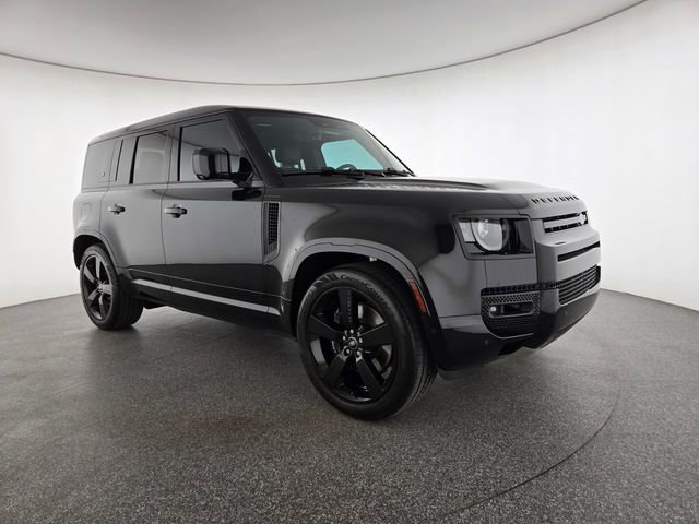 Used 2024 Land Rover Defender 110 V8 AWD/4WD image 15