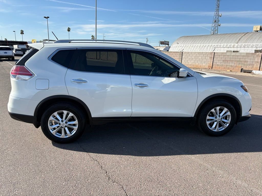 Used 2015 Nissan Rogue SV image 9