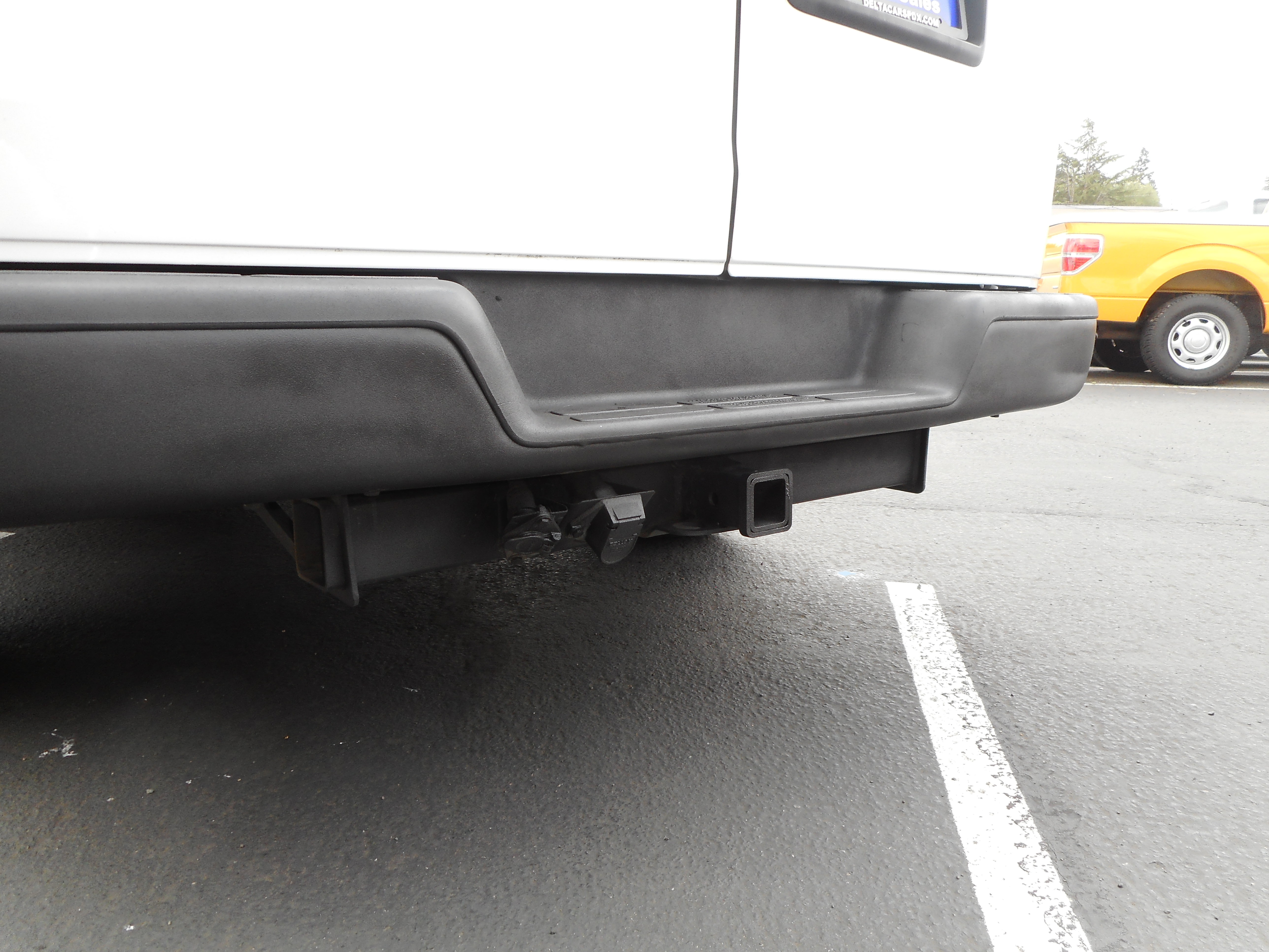 Used 2013 GMC Savana 3500 w/ Power Package RWD image 11