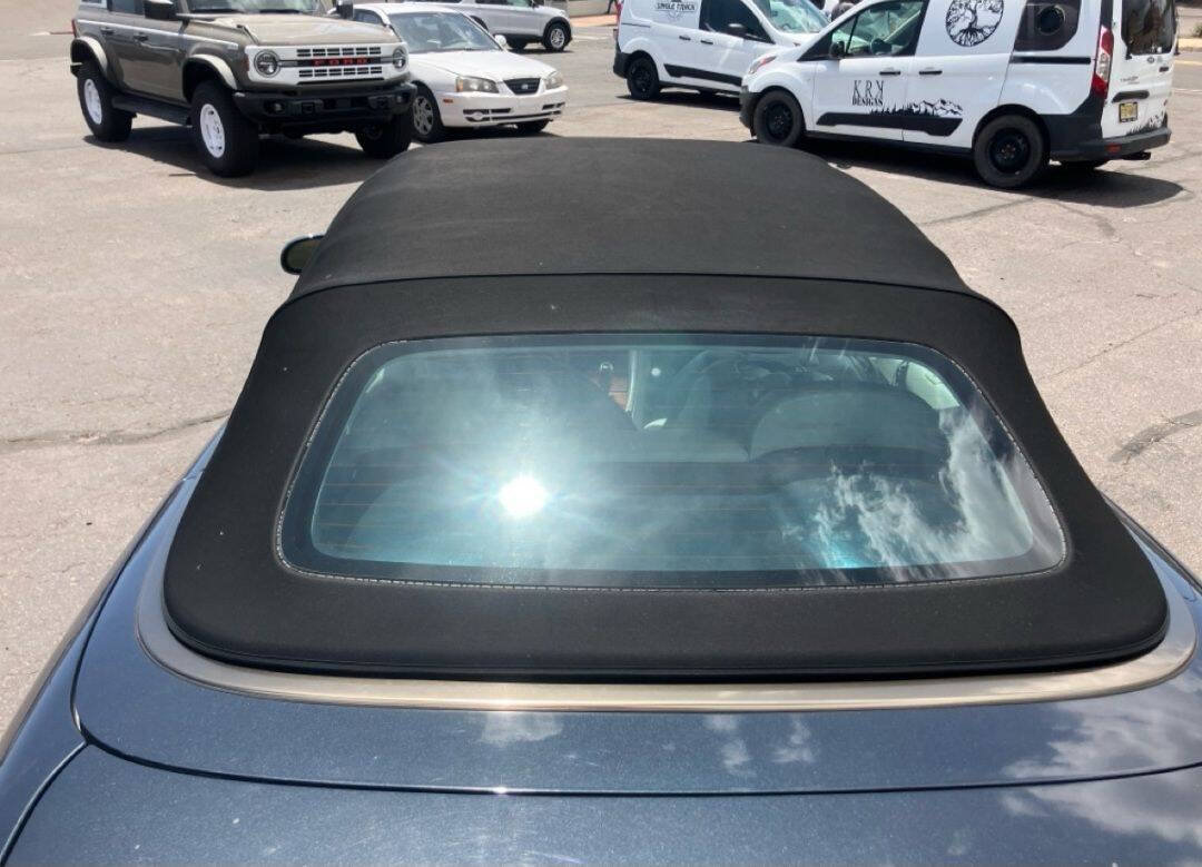 Used 2002 Mercedes-Benz CLK 320 Cabriolet image 10