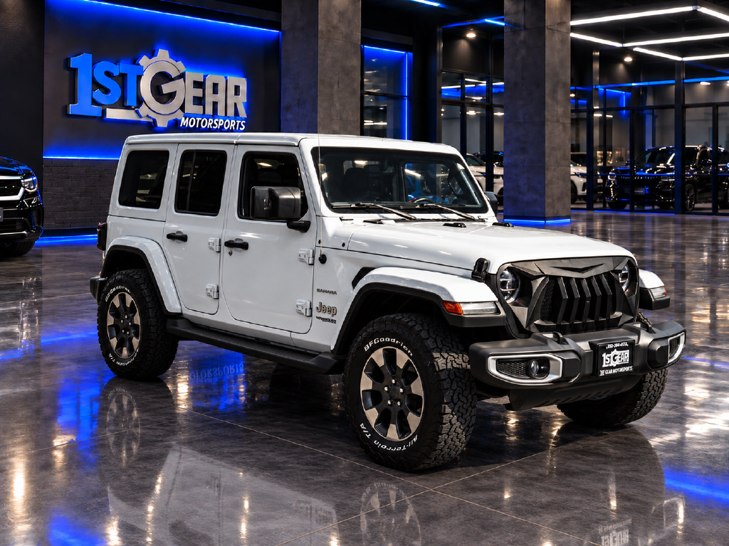 Used 2018 Jeep Wrangler Unlimited Sahara w/ Uconnect 4C Nav & Sound Group AWD/4WD image 4