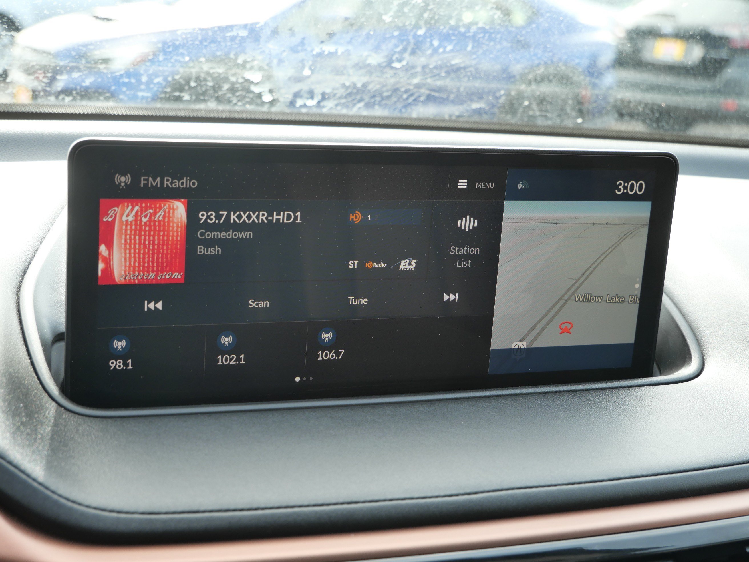 Used 2022 Acura MDX w/ Technology Package AWD/4WD image 25