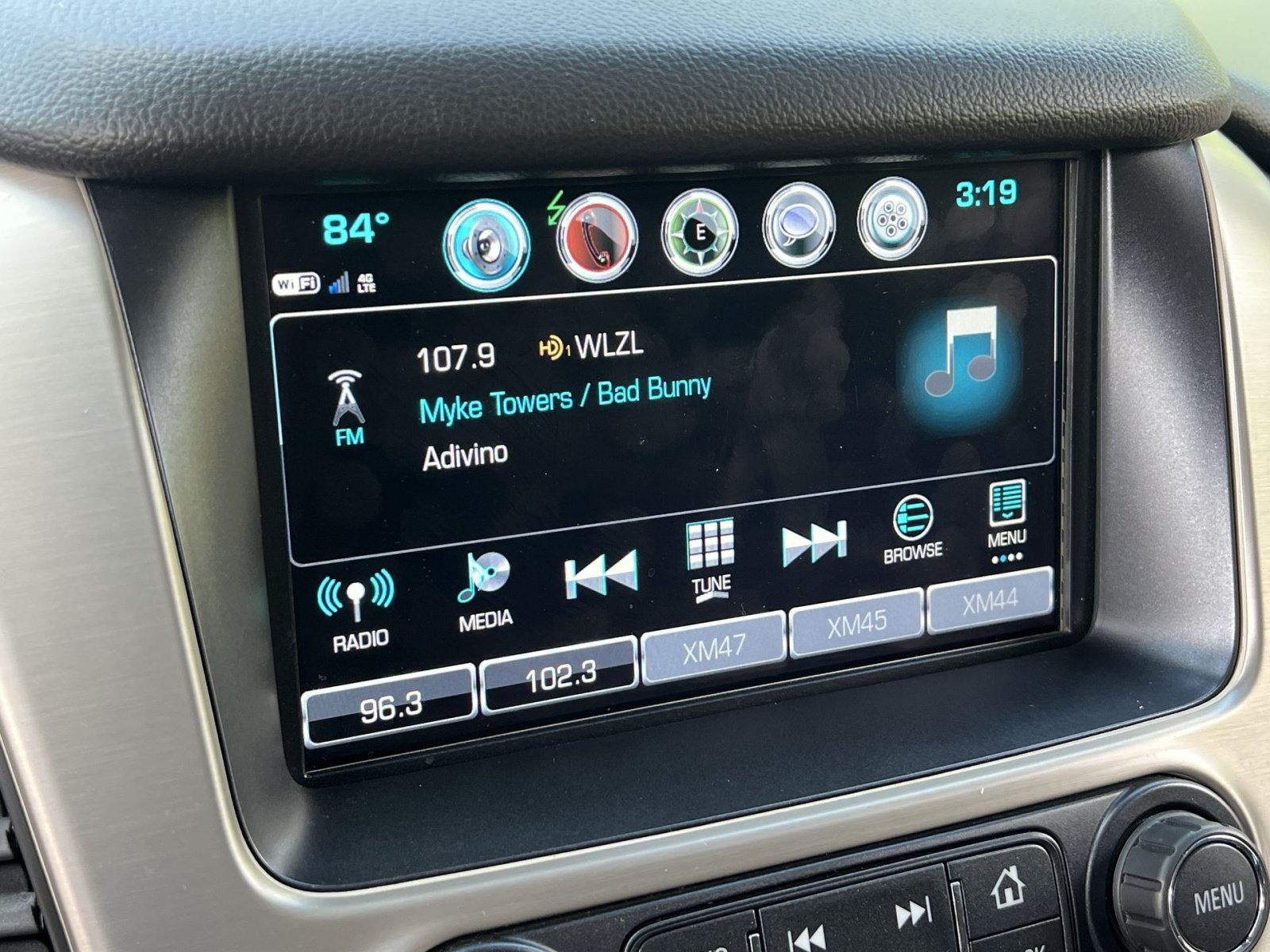 Used 2019 GMC Yukon Denali w/ Denali Ultimate Package AWD/4WD image 17