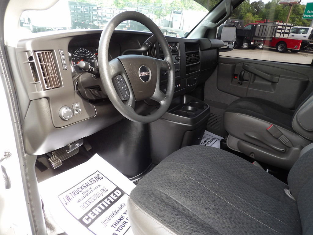 Used 2020 GMC Savana 2500 w/ Driver Convenience Package RWD image 16