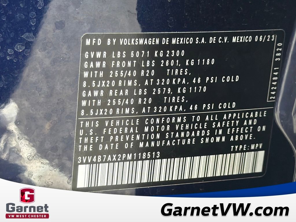 Certified 2023 Volkswagen Tiguan SEL R-Line image 30