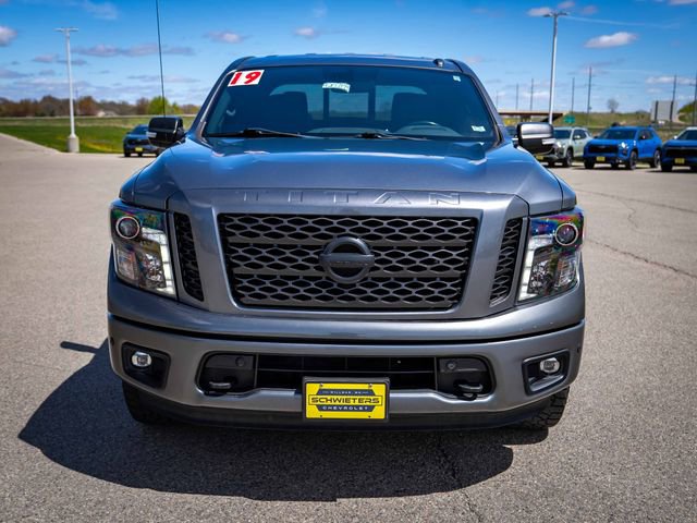 Used 2019 Nissan Titan SL w/ Midnight Edition AWD/4WD image 2