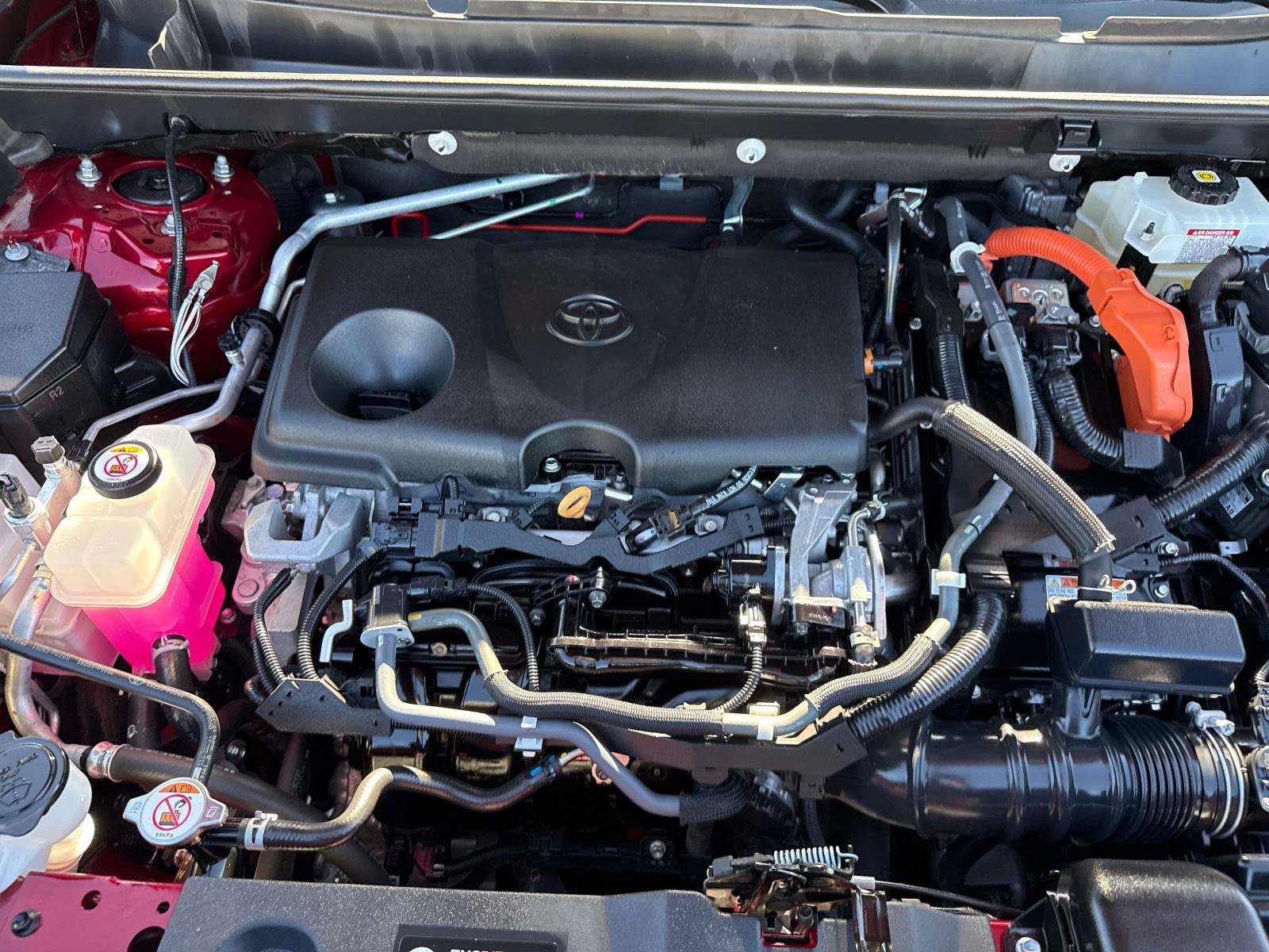 Used 2021 Toyota RAV4 Limited AWD/4WD image 9