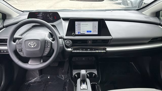 Used 2023 Toyota Prius LE FWD image 13