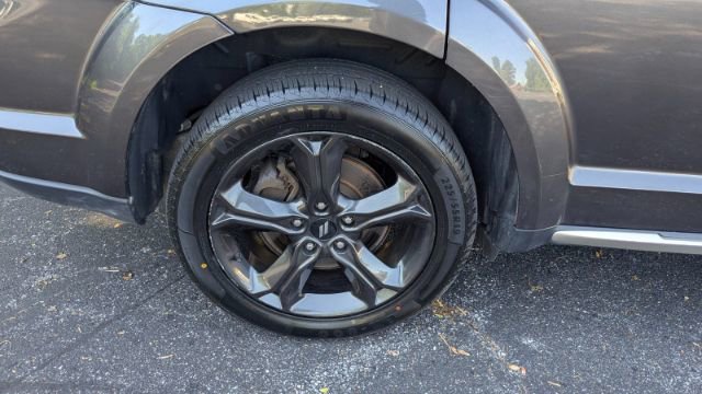 Used 2020 Dodge Journey Crossroad FWD image 12