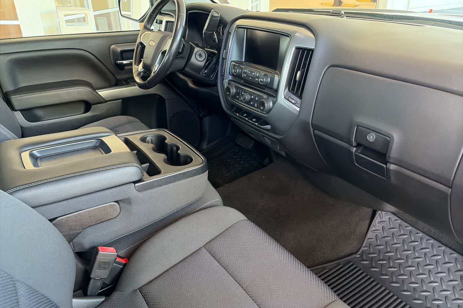 Used 2018 Chevrolet Silverado 1500 LT w/ All Star Edition RWD image 15