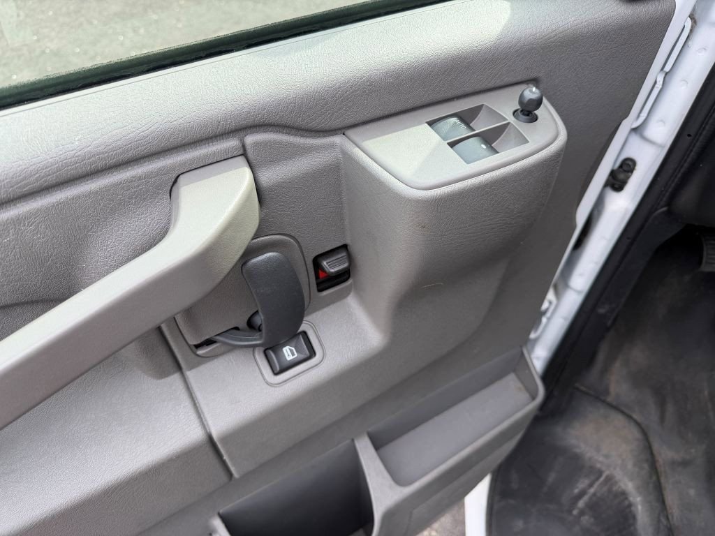 Used 2024 Chevrolet Express 2500 w/ Driver Convenience Package image 11